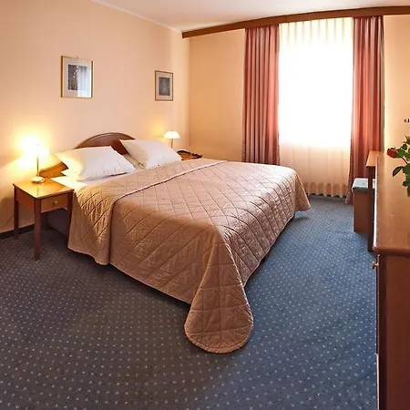 Rubin Hotell 3*