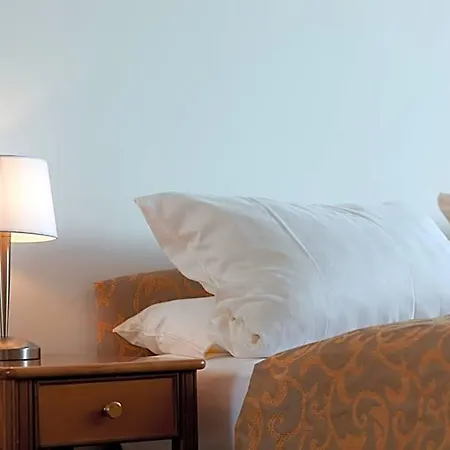 Rubin Hotel 3*